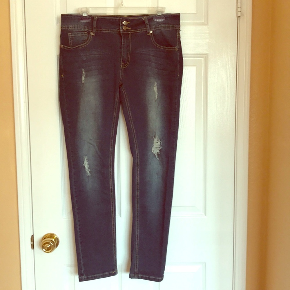 Between Uz Blue Jeans - Size 13